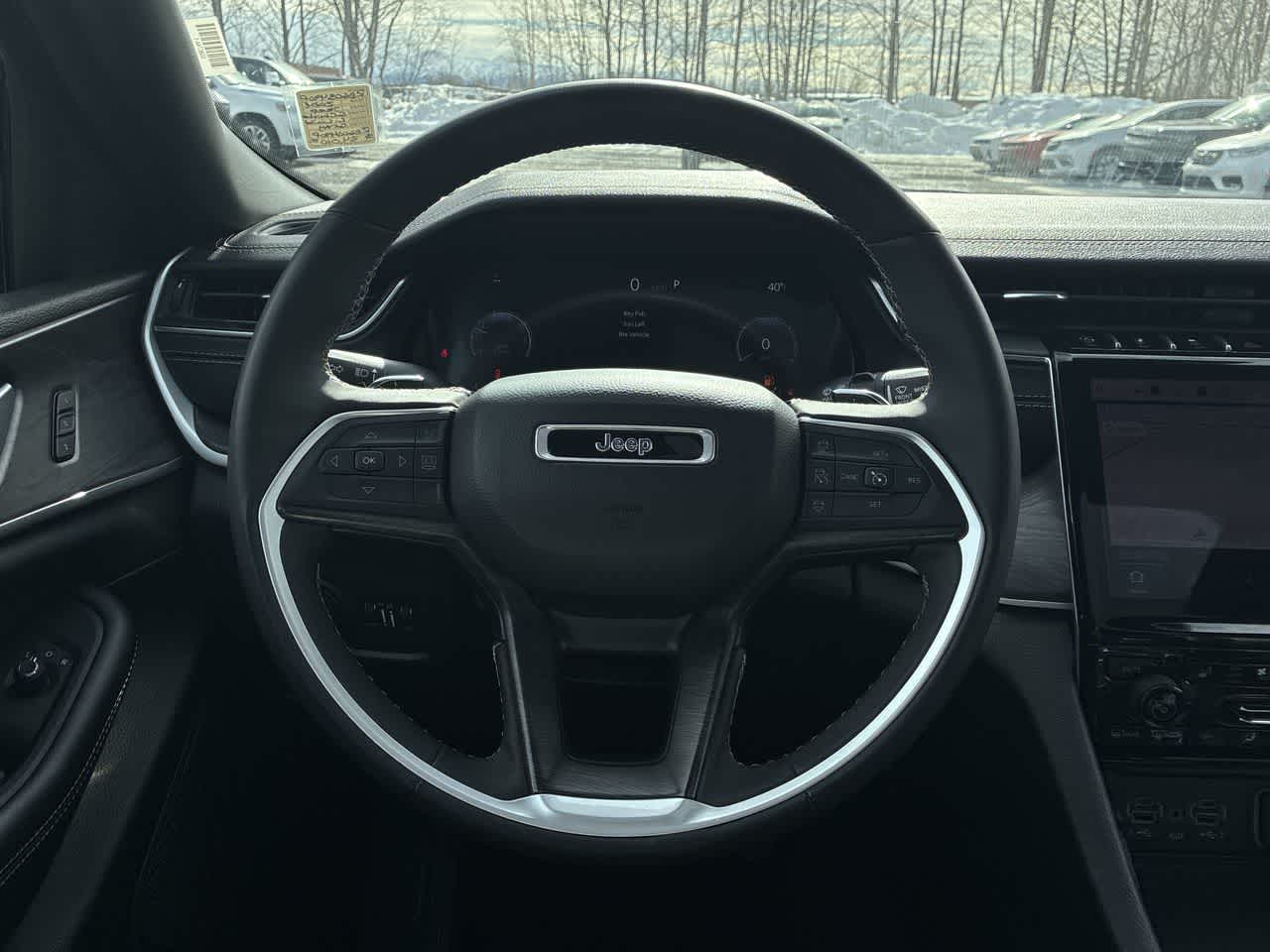 Thumbnail: 2024 Jeep Grand Cherokee L - 17