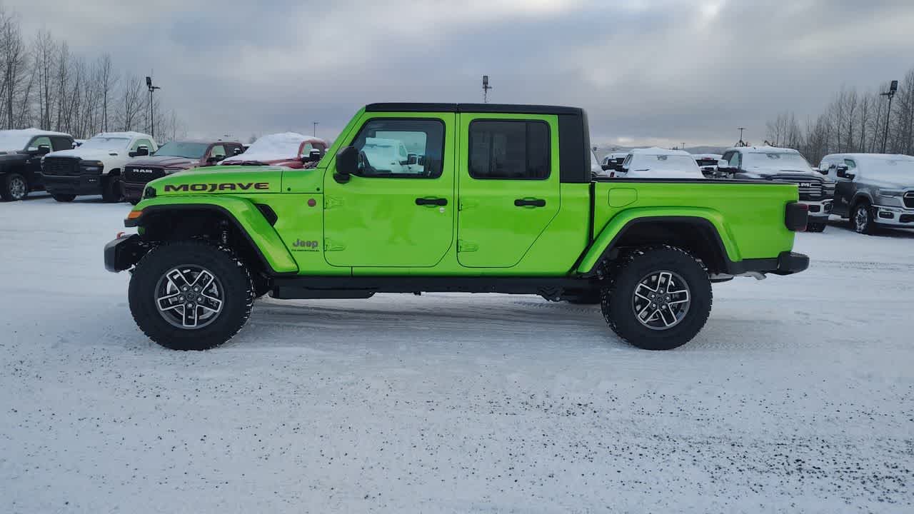 Thumbnail: 2026 Jeep Gladiator - 6