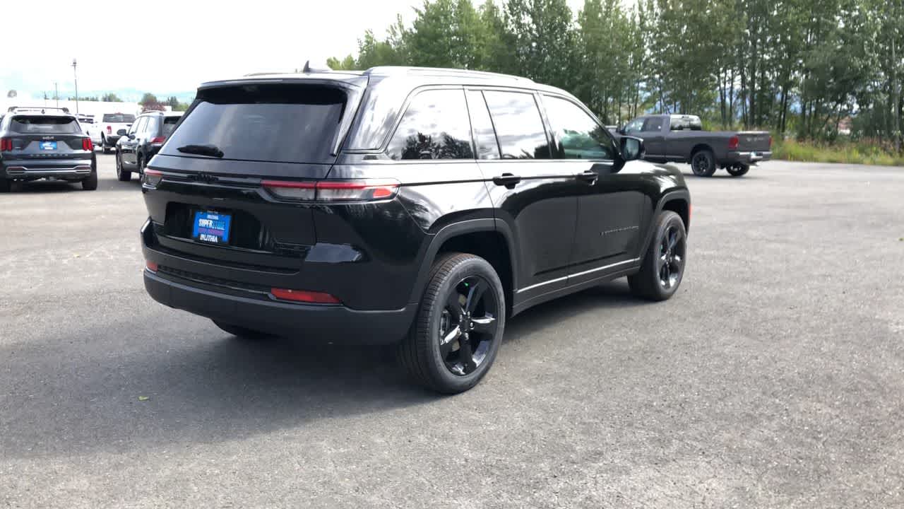 Thumbnail: 2025 Jeep Grand Cherokee - 13