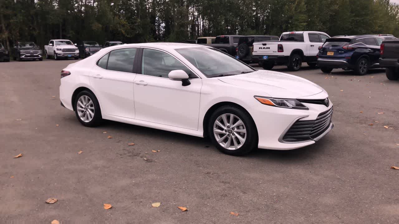 Thumbnail: 2024 Toyota Camry - 17