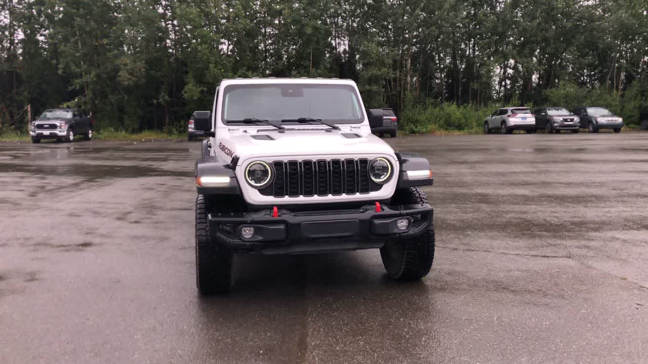 Thumbnail: 2024 Jeep Gladiator - 3