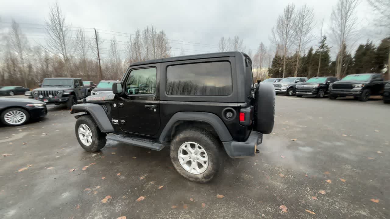 Thumbnail: 2021 Jeep Wrangler - 10
