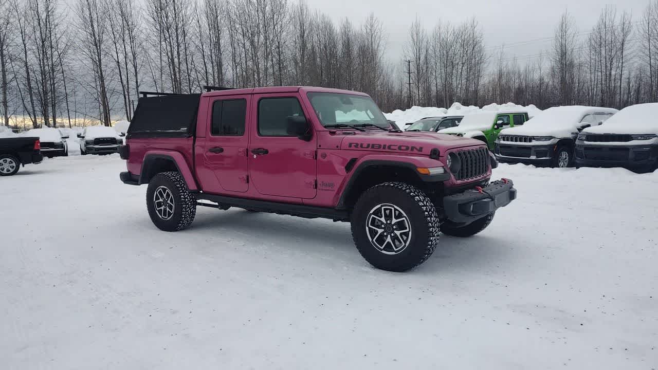 Thumbnail: 2024 Jeep Gladiator - 17