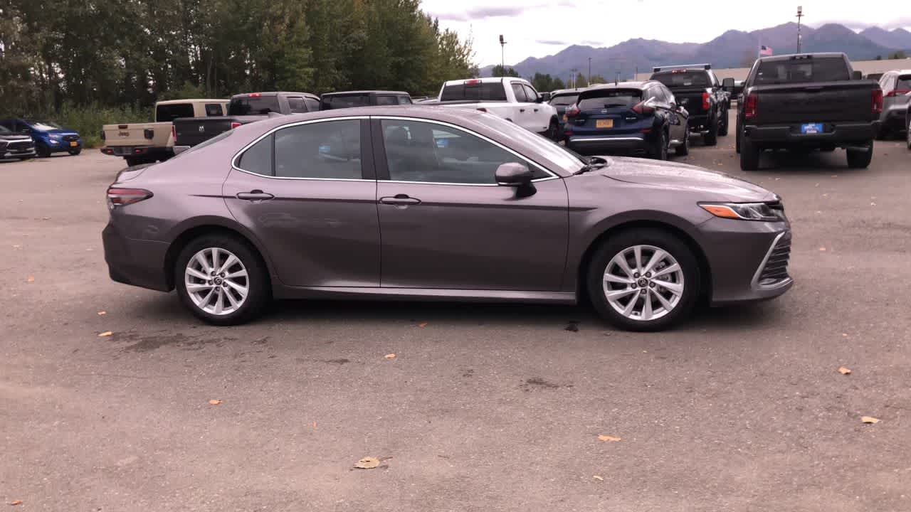 Thumbnail: 2024 Toyota Camry - 16