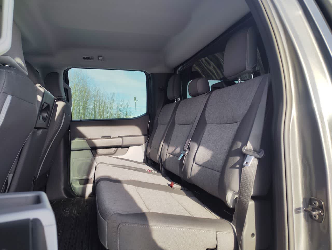 Thumbnail: 2024 Ford Econoline - 14