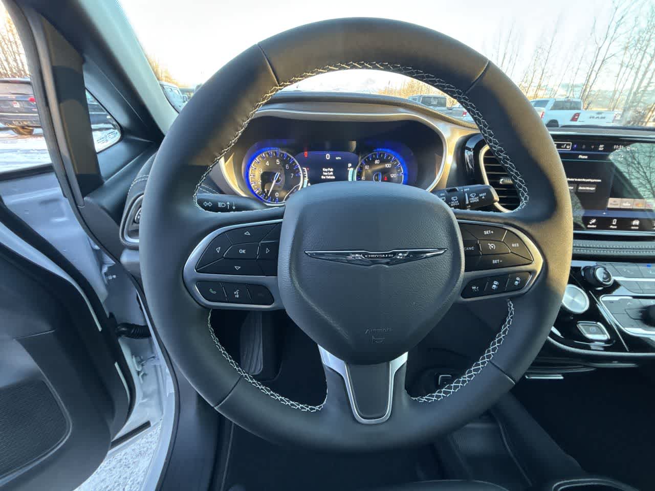 Thumbnail: 2026 Chrysler Pacifica - 25