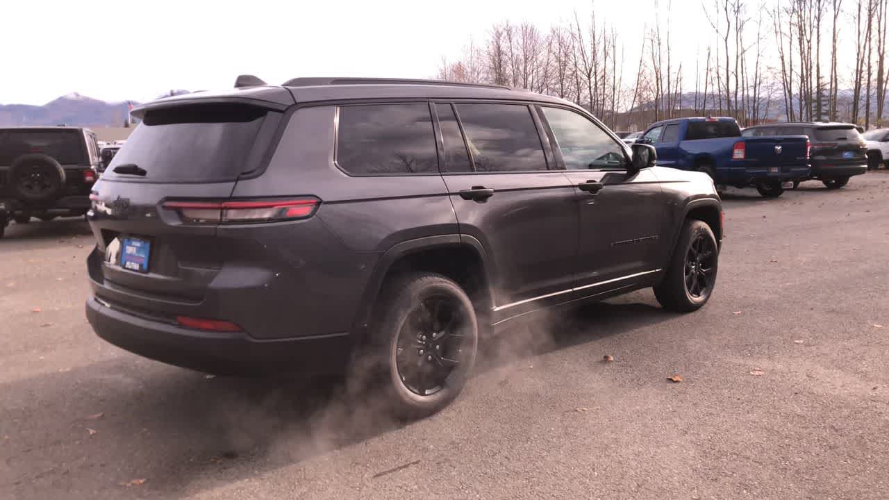 Thumbnail: 2024 Jeep Grand Cherokee L - 13