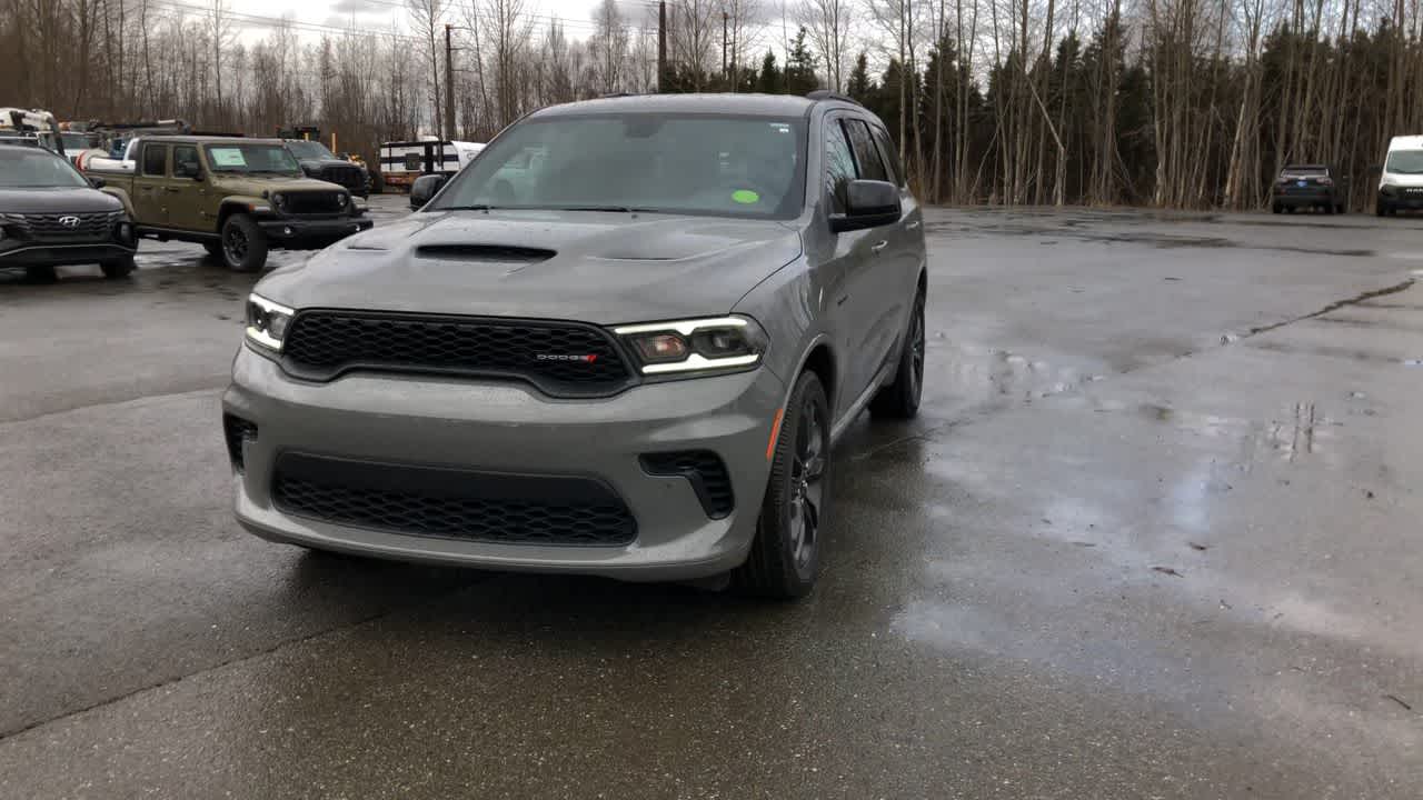 2025 Dodge Durango R/T photo 3