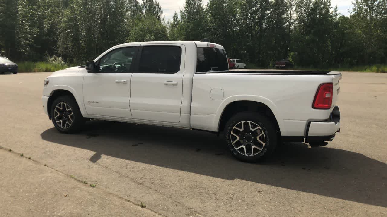 Thumbnail: 2025 RAM 1500 - 9