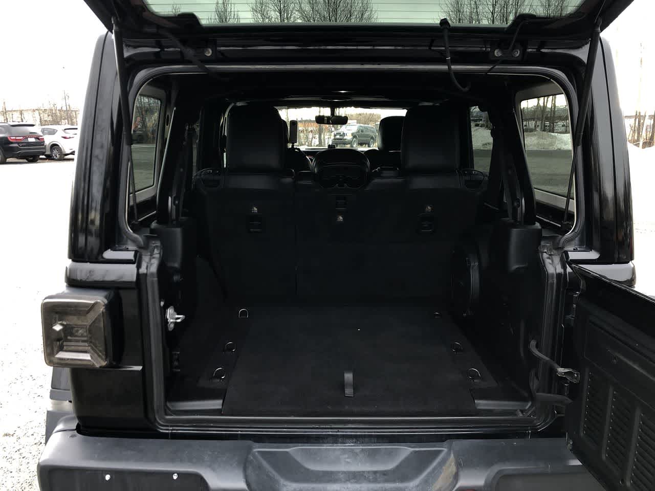 Thumbnail: 2018 Jeep Wrangler - 20