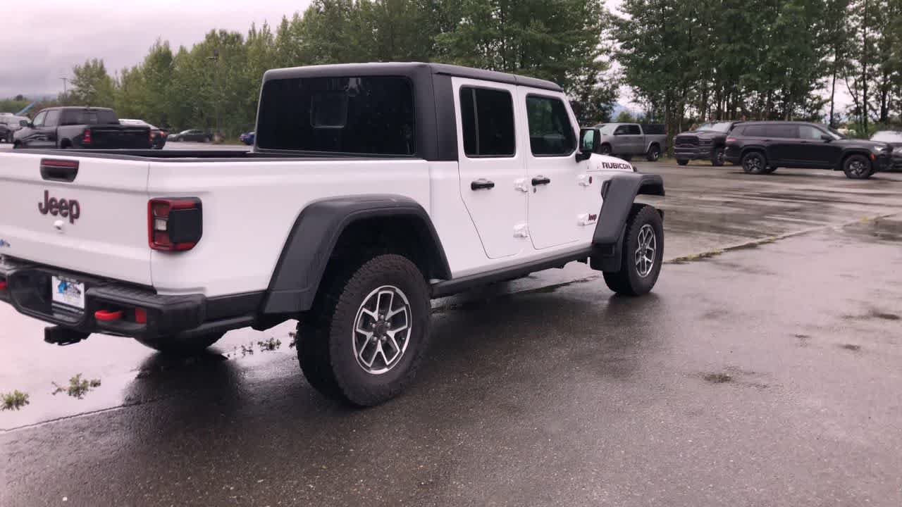 Thumbnail: 2024 Jeep Gladiator - 13