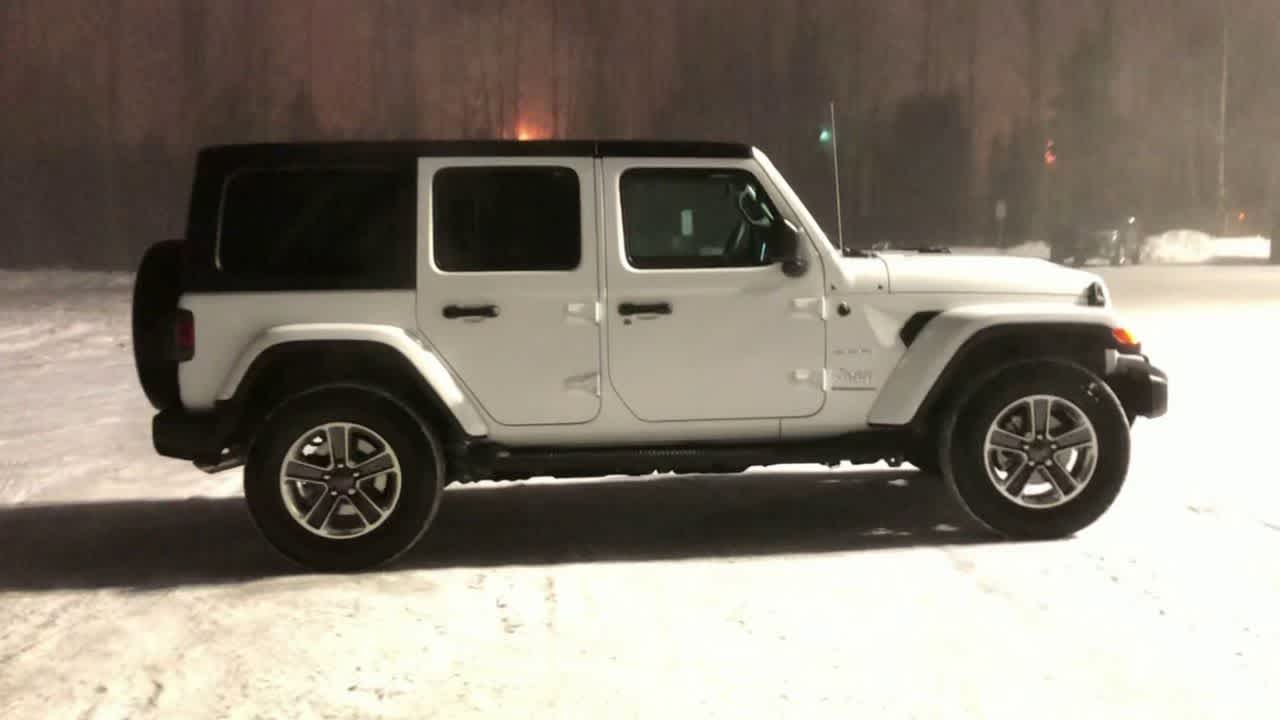 Thumbnail: 2023 Jeep Wrangler - 16