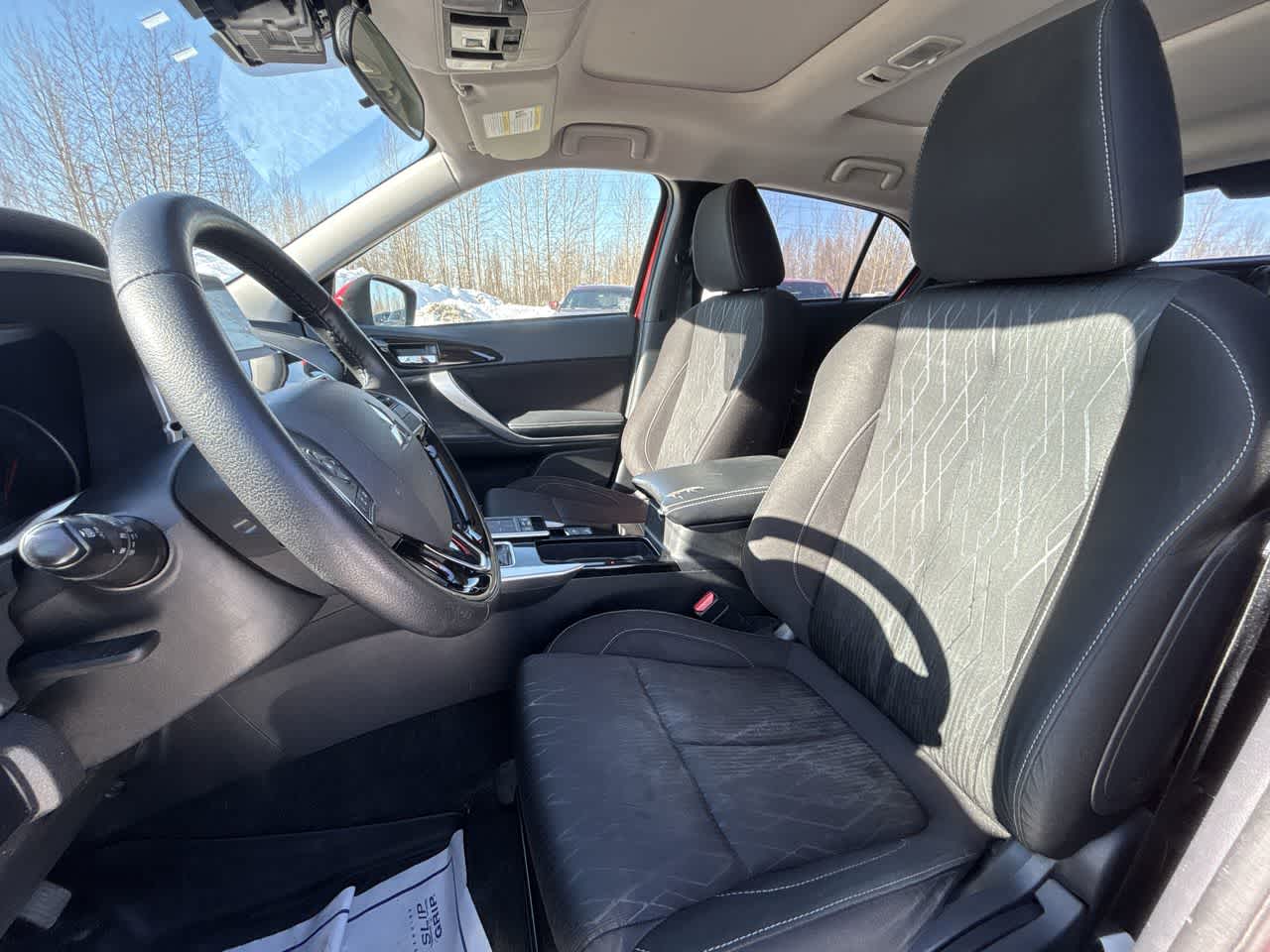 Thumbnail: 2020 Mitsubishi Eclipse Cross - 14