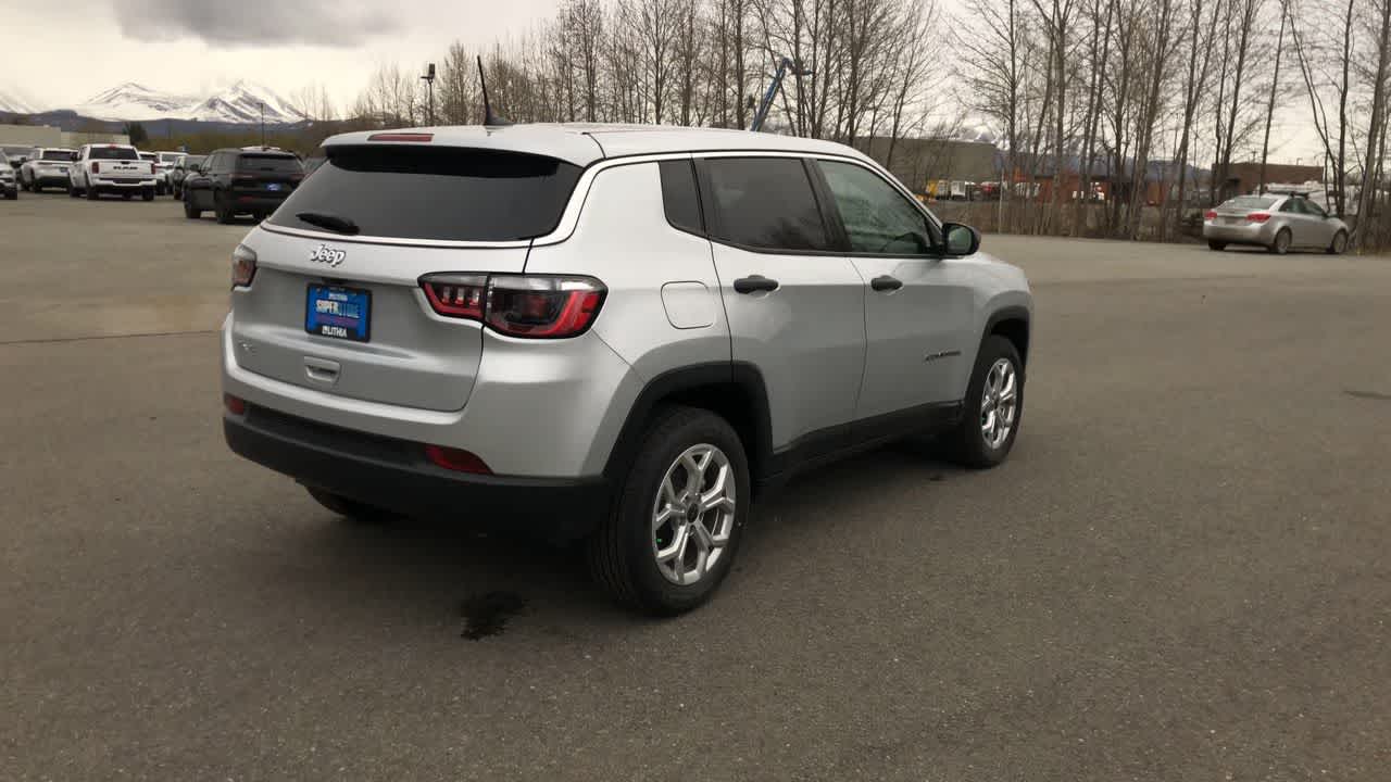 Thumbnail: 2025 Jeep Compass - 14