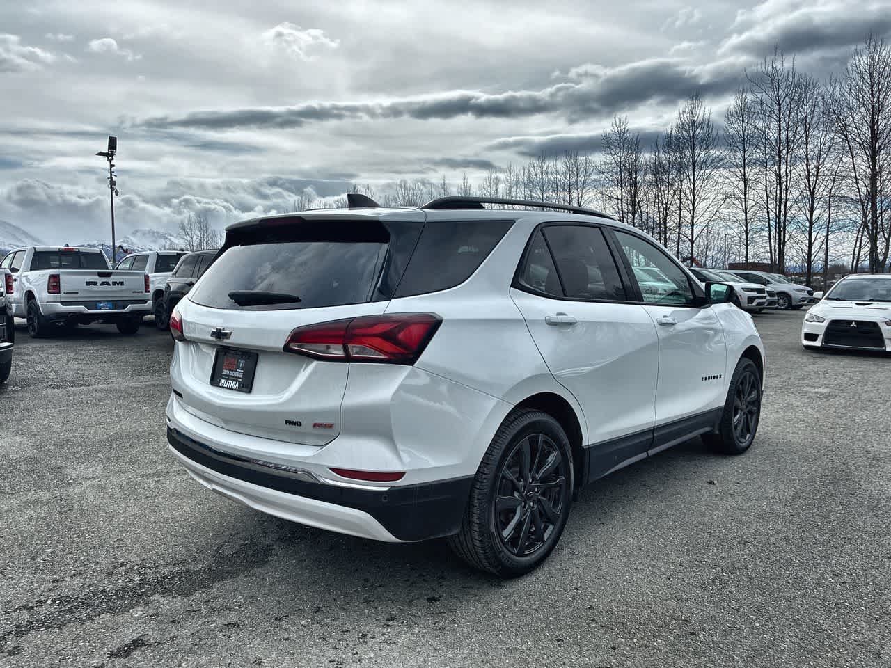 Thumbnail: 2023 Chevrolet Equinox - 8