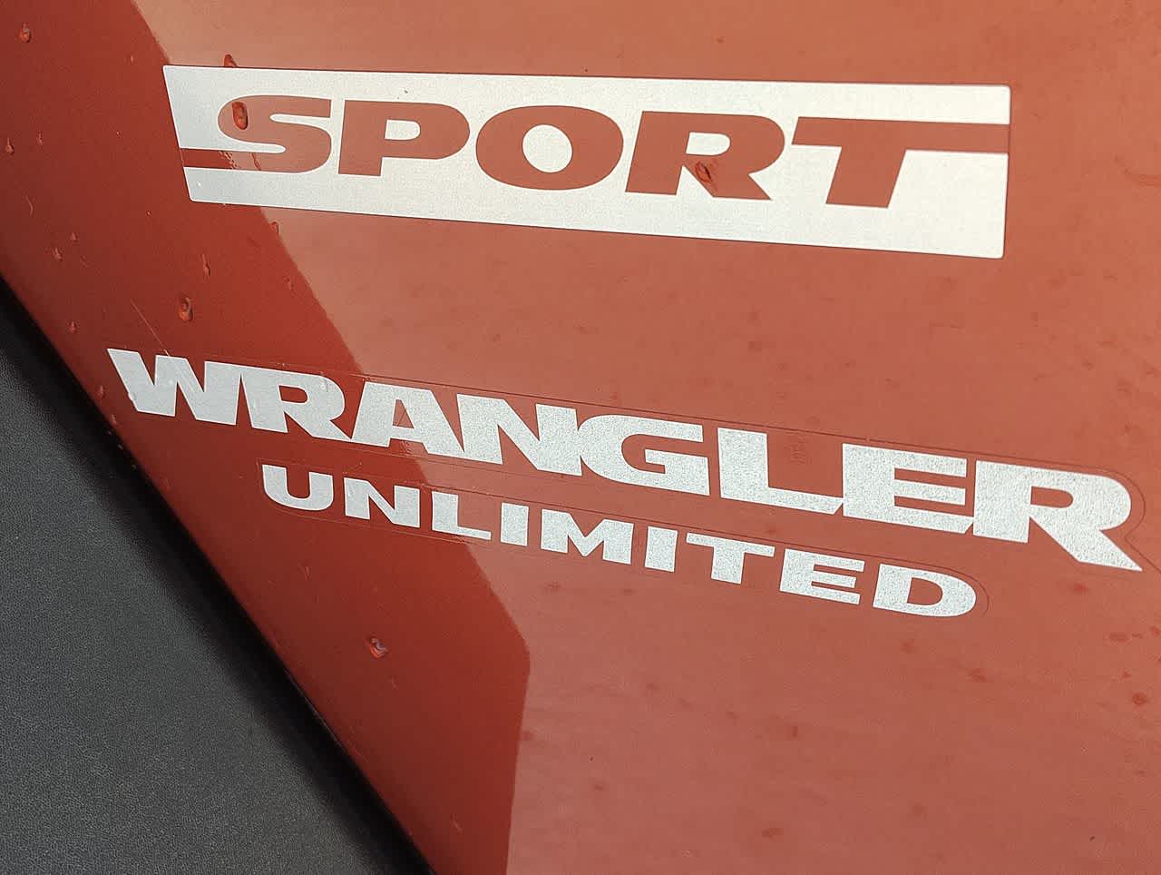 Thumbnail: 2014 Jeep Wrangler - 19