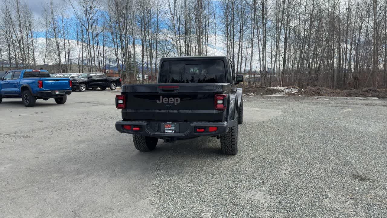 Thumbnail: 2026 Jeep Gladiator - 13