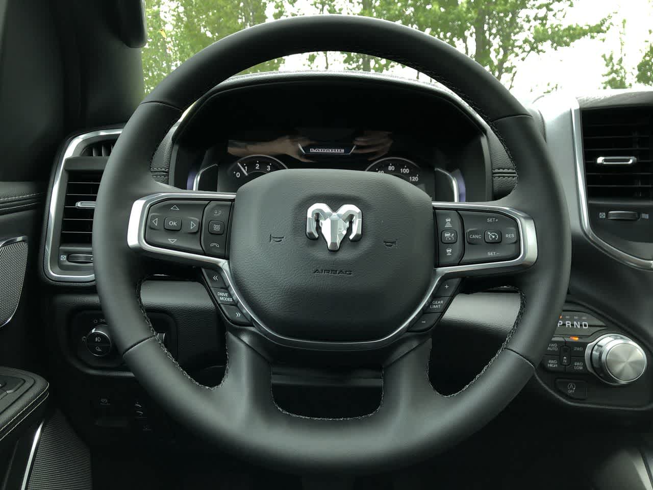 Thumbnail: 2025 RAM 1500 - 25
