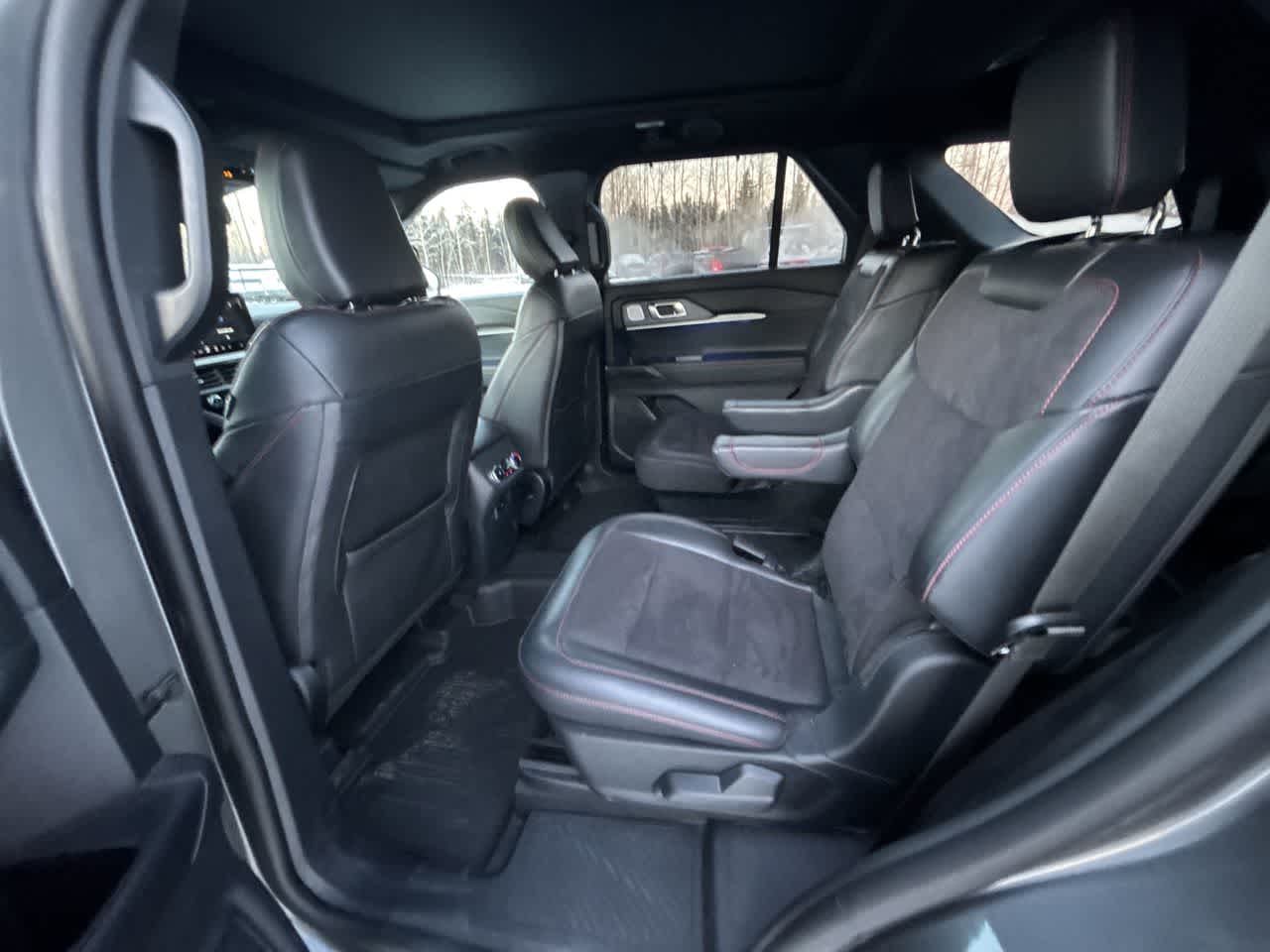 Thumbnail: 2025 Ford Explorer - 21