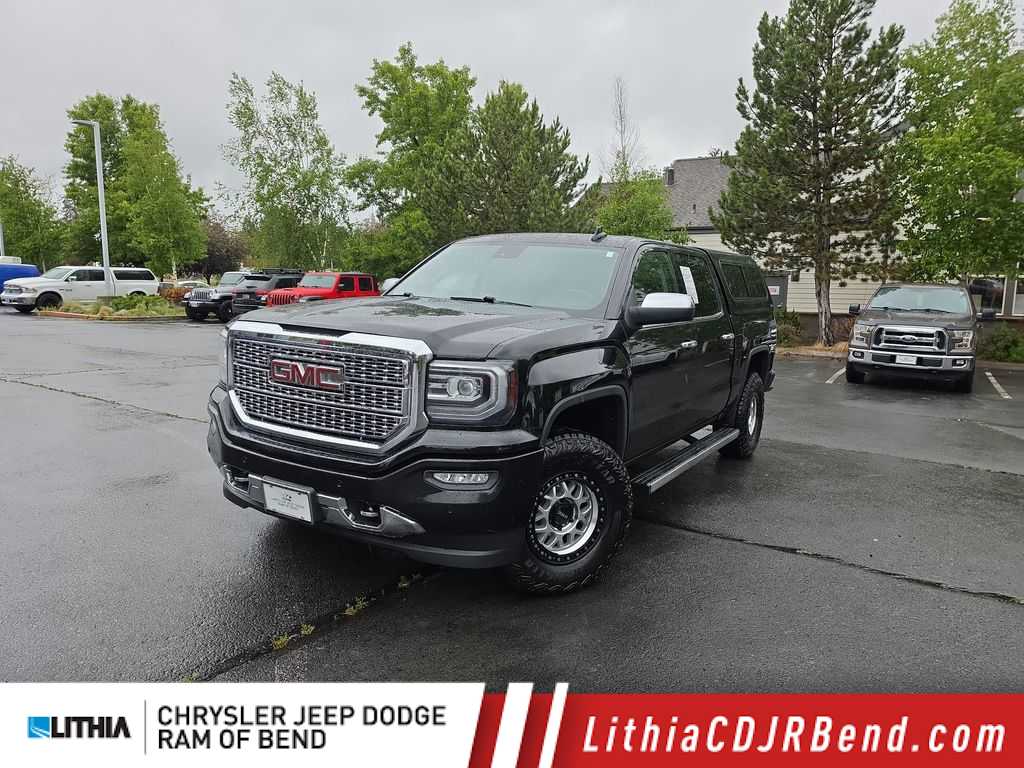 2018 GMC Sierra 4WD Crew Cab Short Box's photo