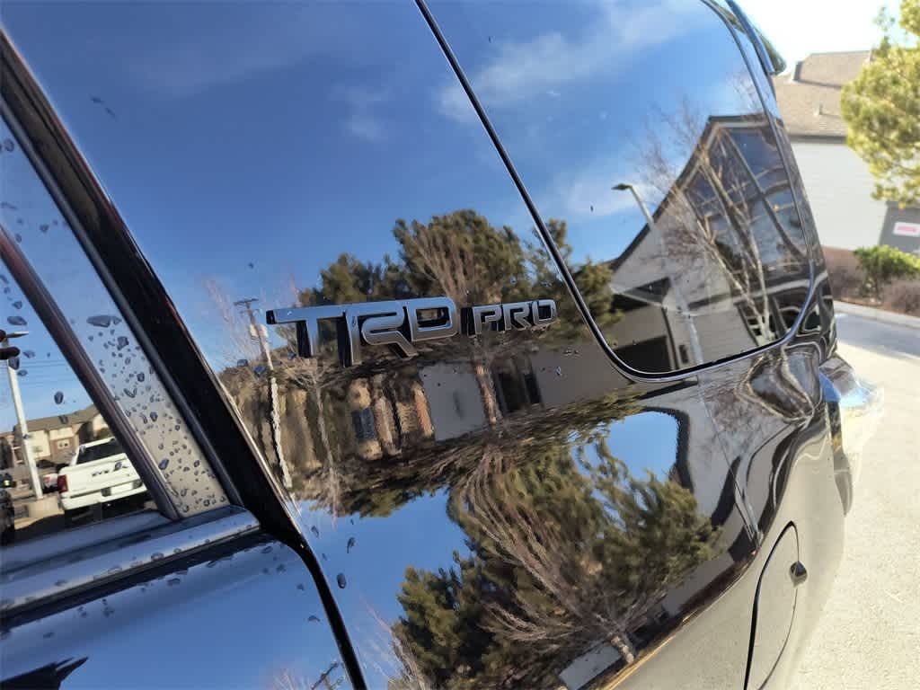 Thumbnail: 2019 Toyota 4Runner - 27