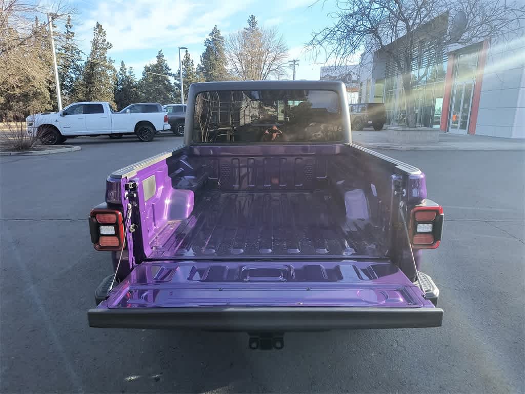 Thumbnail: 2026 Jeep Gladiator - 22