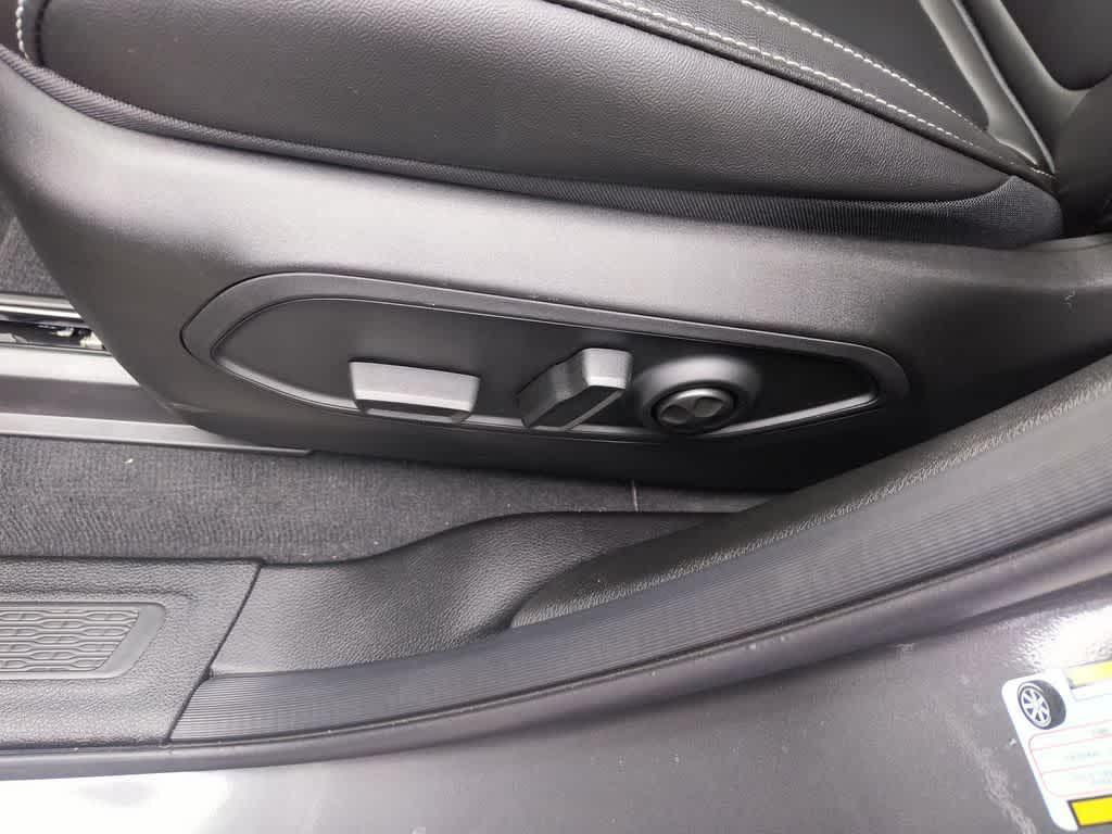 Thumbnail: 2026 Jeep Grand Cherokee - 12