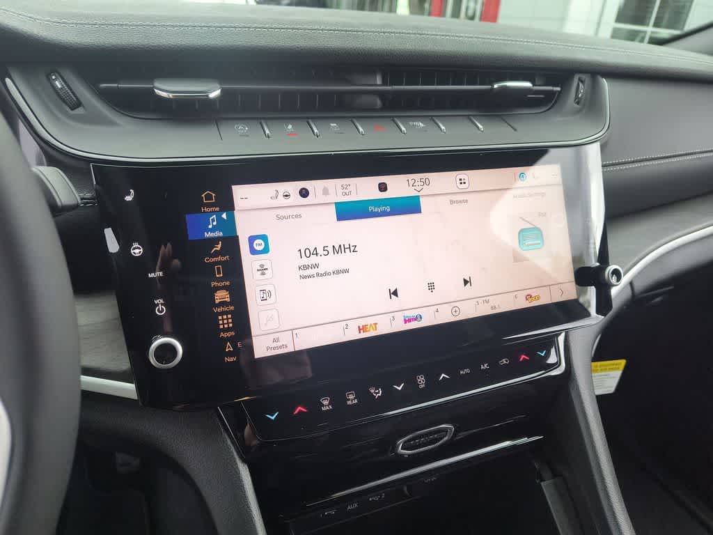 Thumbnail: 2026 Jeep Grand Cherokee - 16