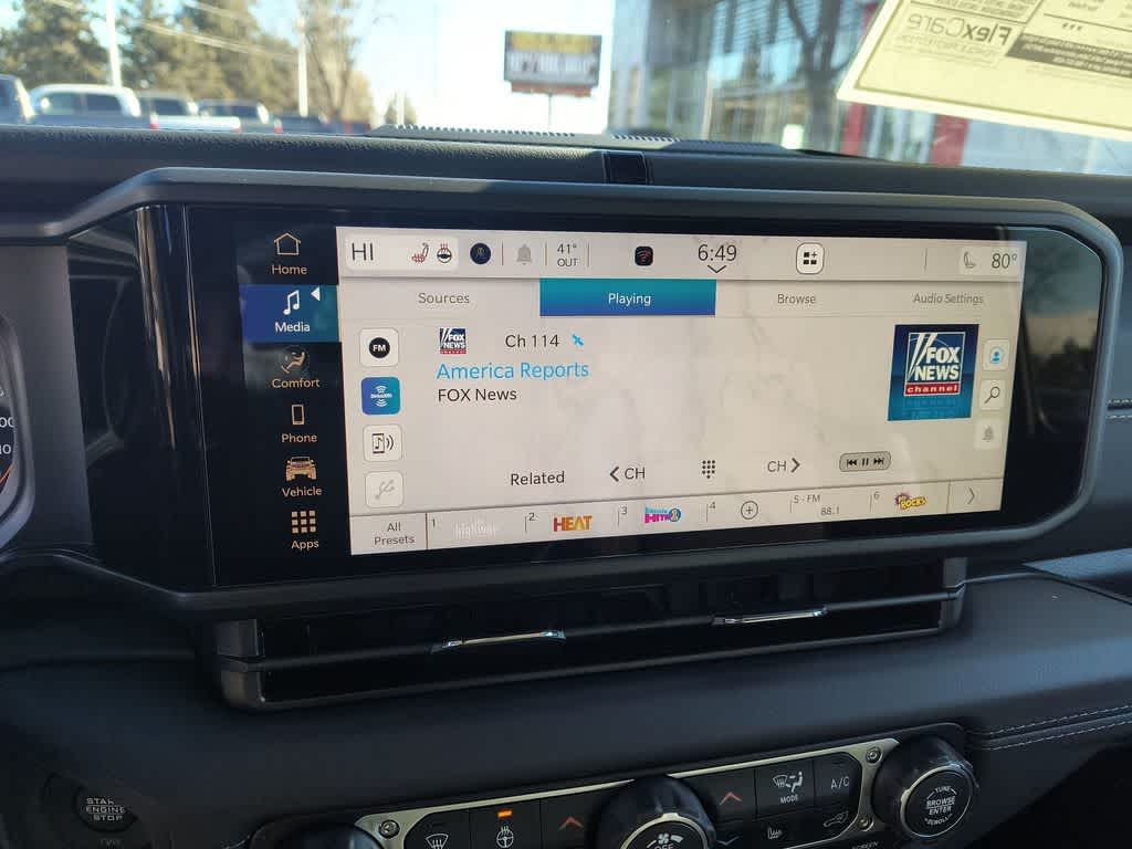 Thumbnail: 2026 Jeep Gladiator - 16