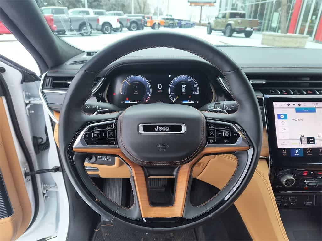 Thumbnail: 2024 Jeep Grand Cherokee - 14