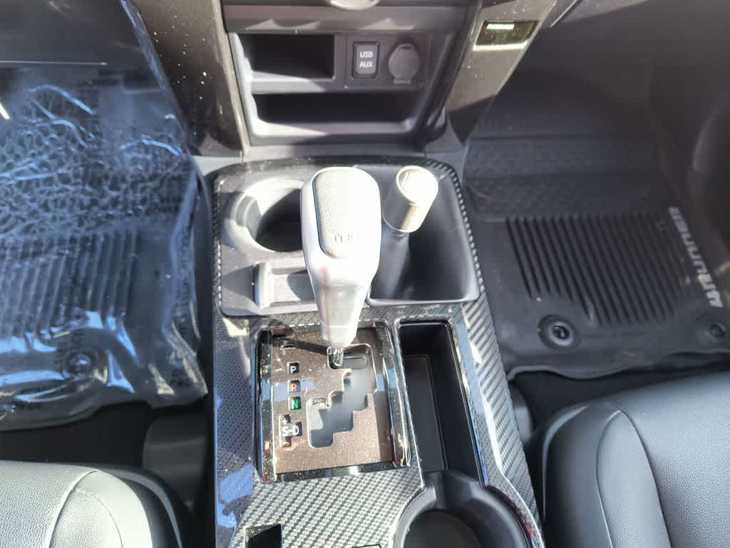 Thumbnail: 2019 Toyota 4Runner - 20