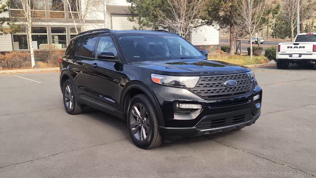 Thumbnail: 2022 Ford Explorer - 3