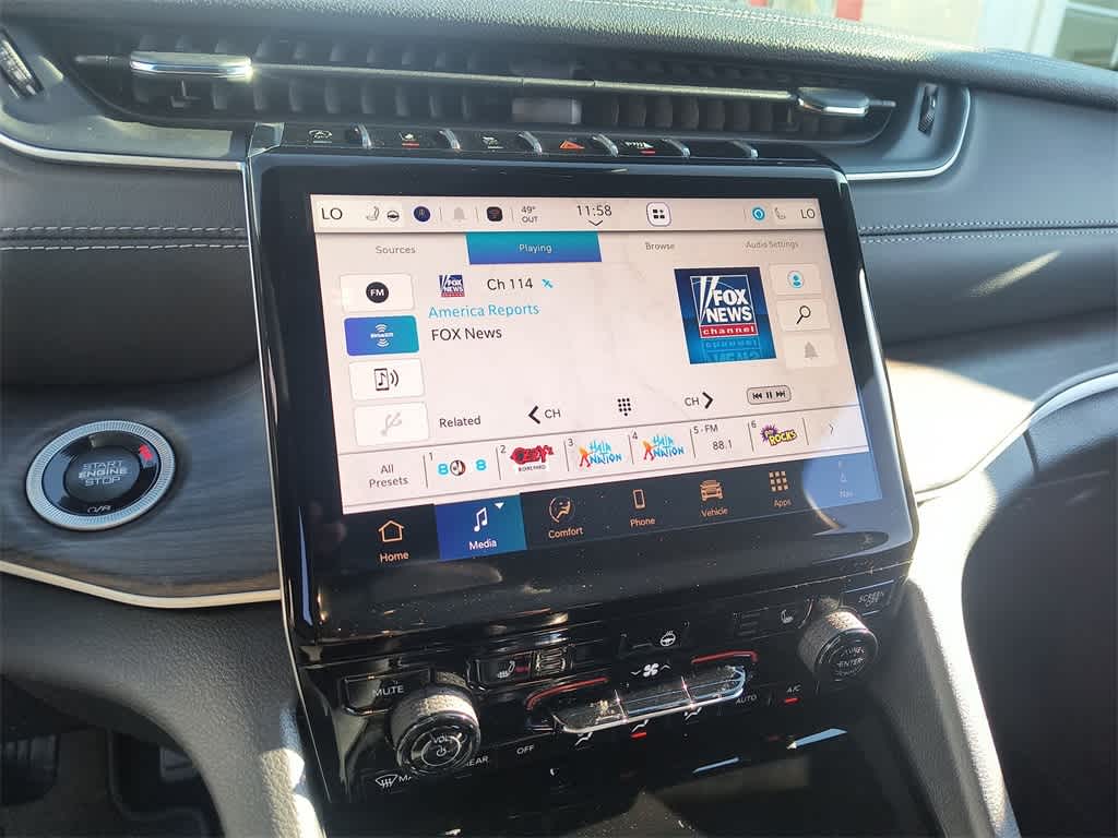 Thumbnail: 2025 Jeep Grand Cherokee L - 16