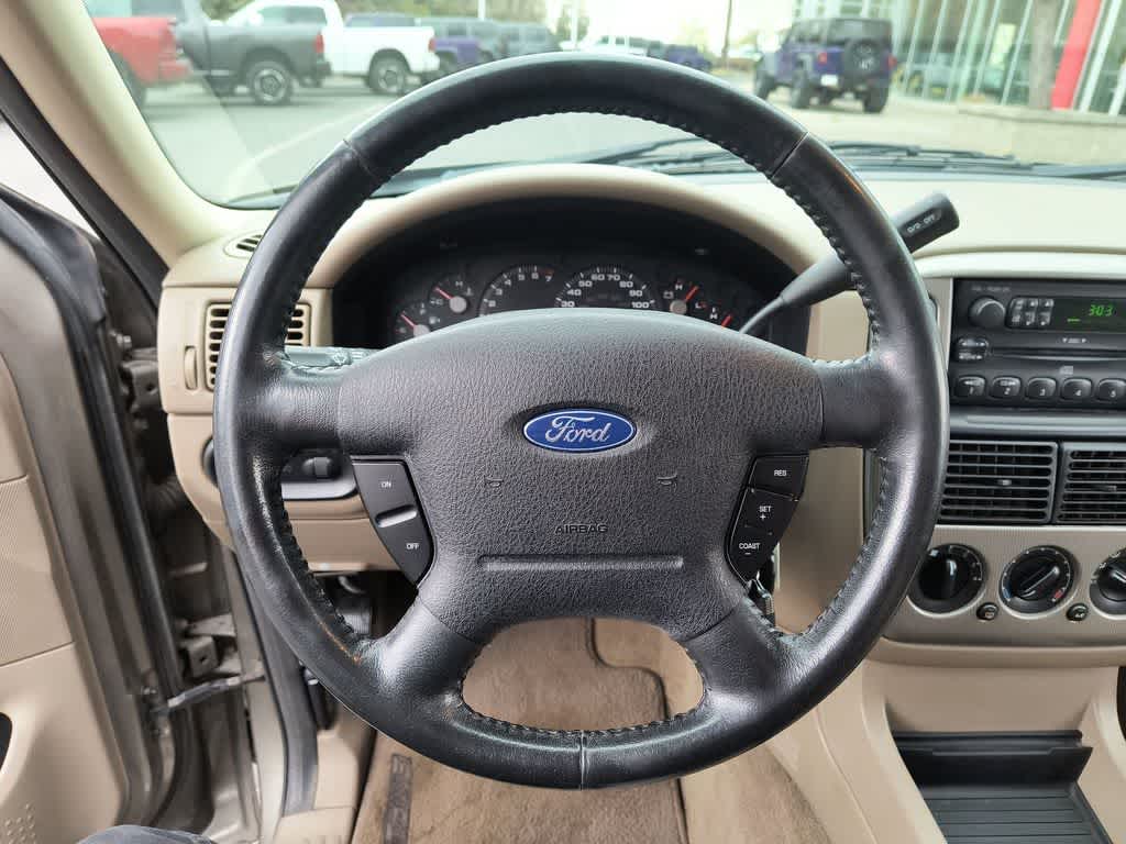 Thumbnail: 2004 Ford Explorer - 14