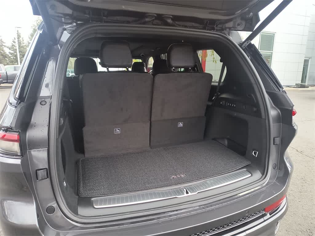 Thumbnail: 2025 Jeep Grand Cherokee L - 25