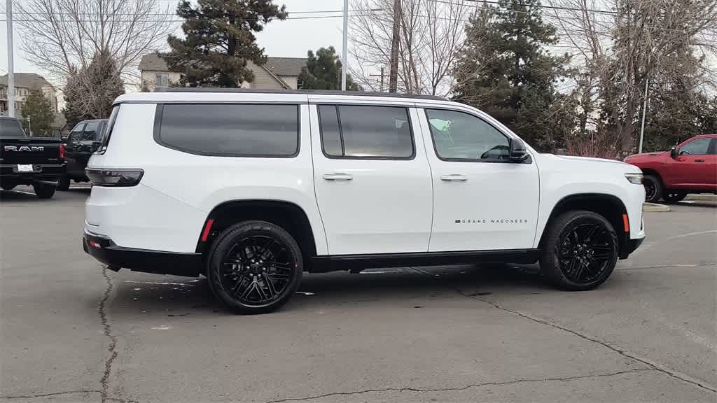 Thumbnail: 2026 Jeep Grand Wagoneer L - 9