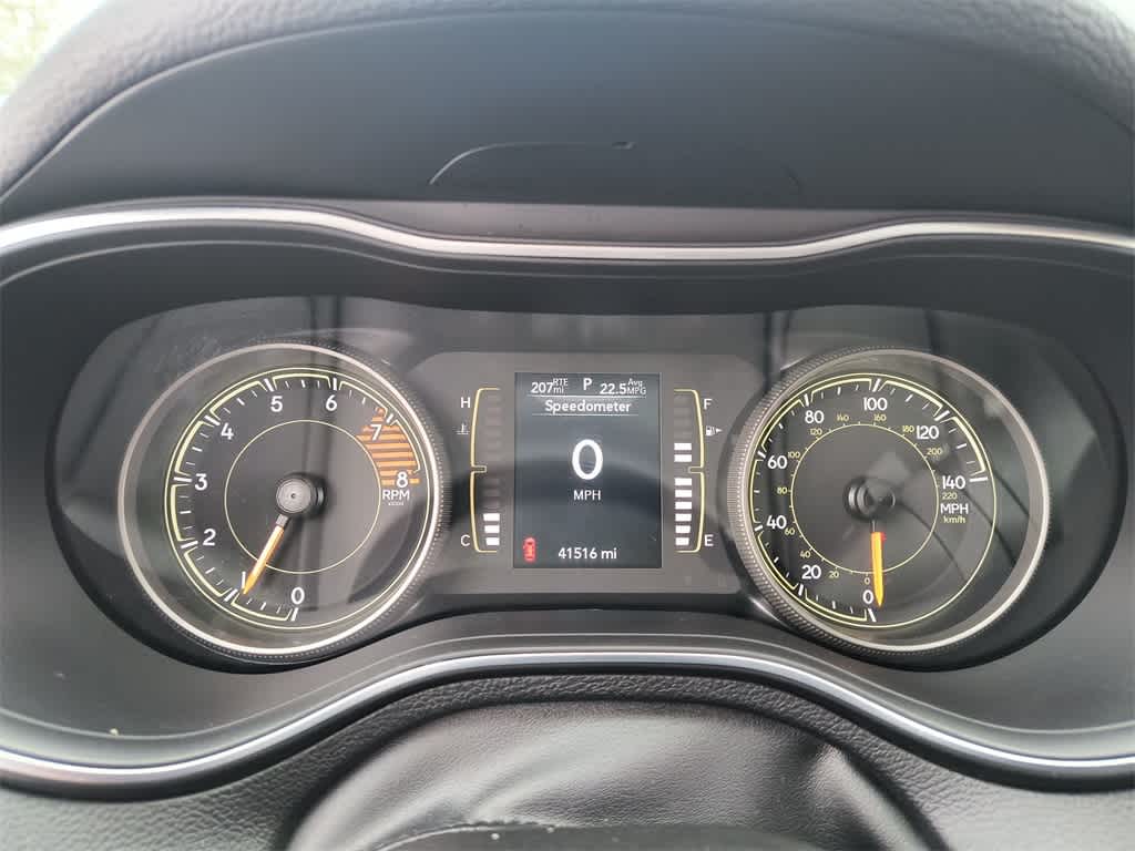 Thumbnail: 2022 Jeep Cherokee - 15