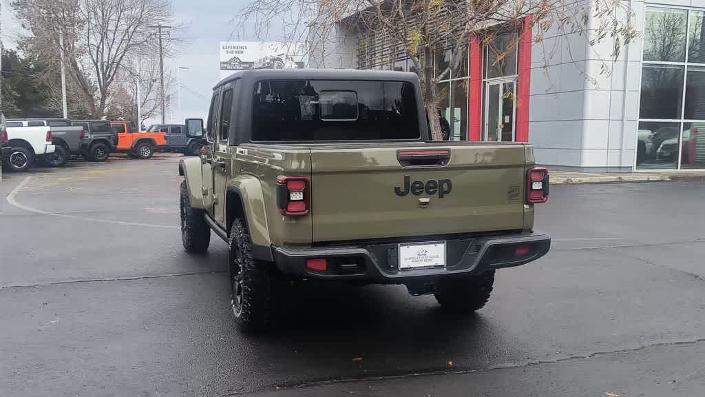 Thumbnail: 2026 Jeep Gladiator - 7