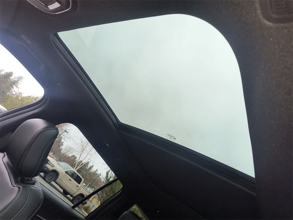 Thumbnail: 2025 Jeep Grand Cherokee - 22