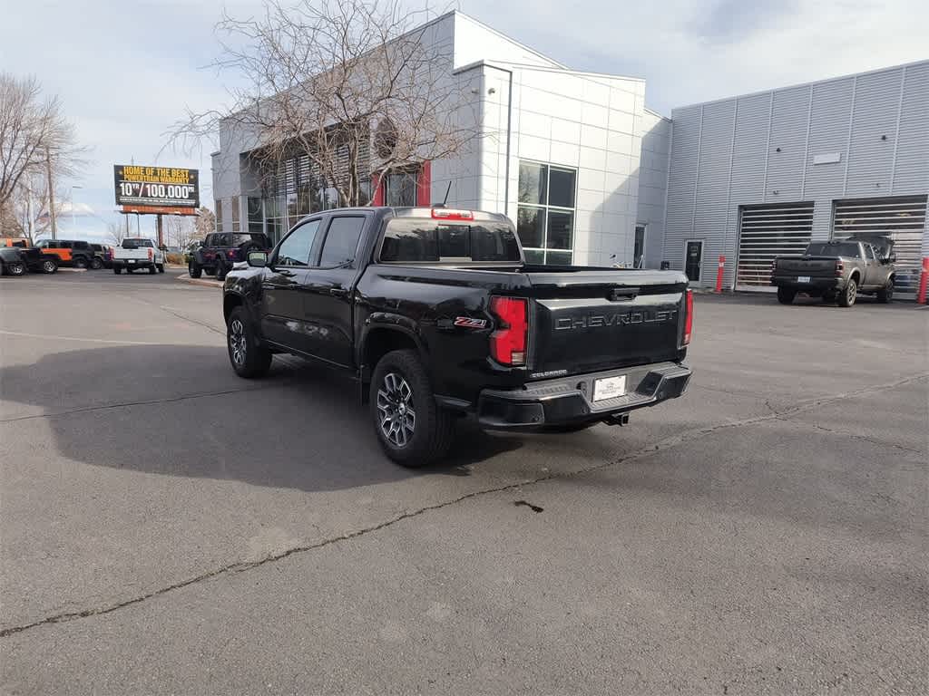 Thumbnail: 2024 Chevrolet Colorado - 4