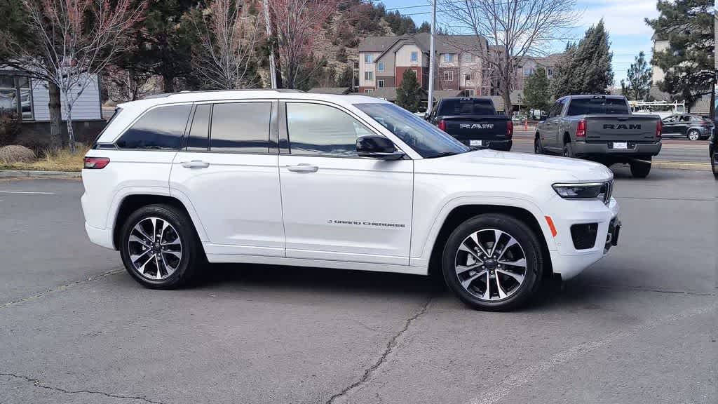 Thumbnail: 2023 Jeep Grand Cherokee - 2