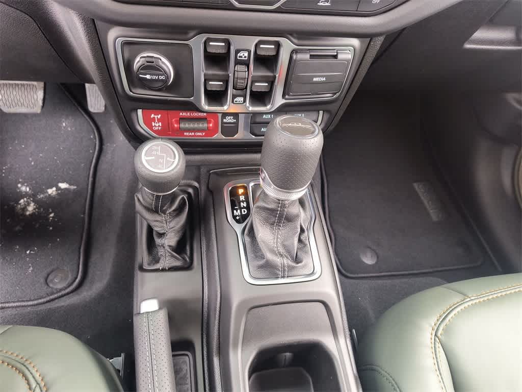 Thumbnail: 2026 Jeep Gladiator - 19