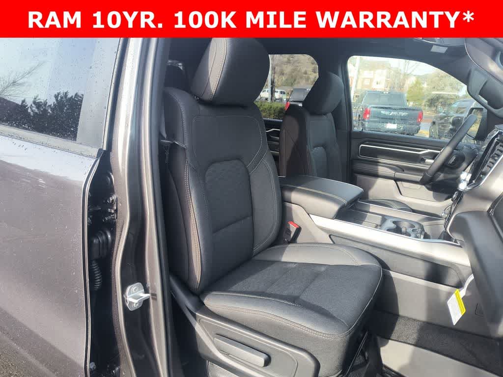 Thumbnail: 2026 RAM 1500 - 25