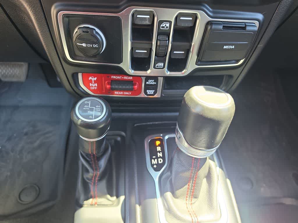 Thumbnail: 2021 Jeep Gladiator - 19