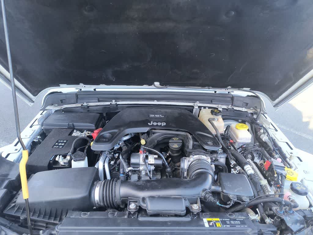 Thumbnail: 2020 Jeep Wrangler - 25