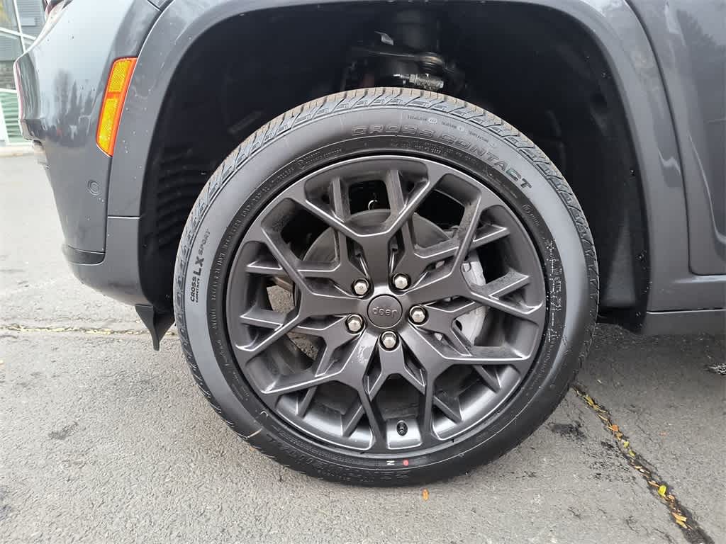 Thumbnail: 2025 Jeep Grand Cherokee L - 10