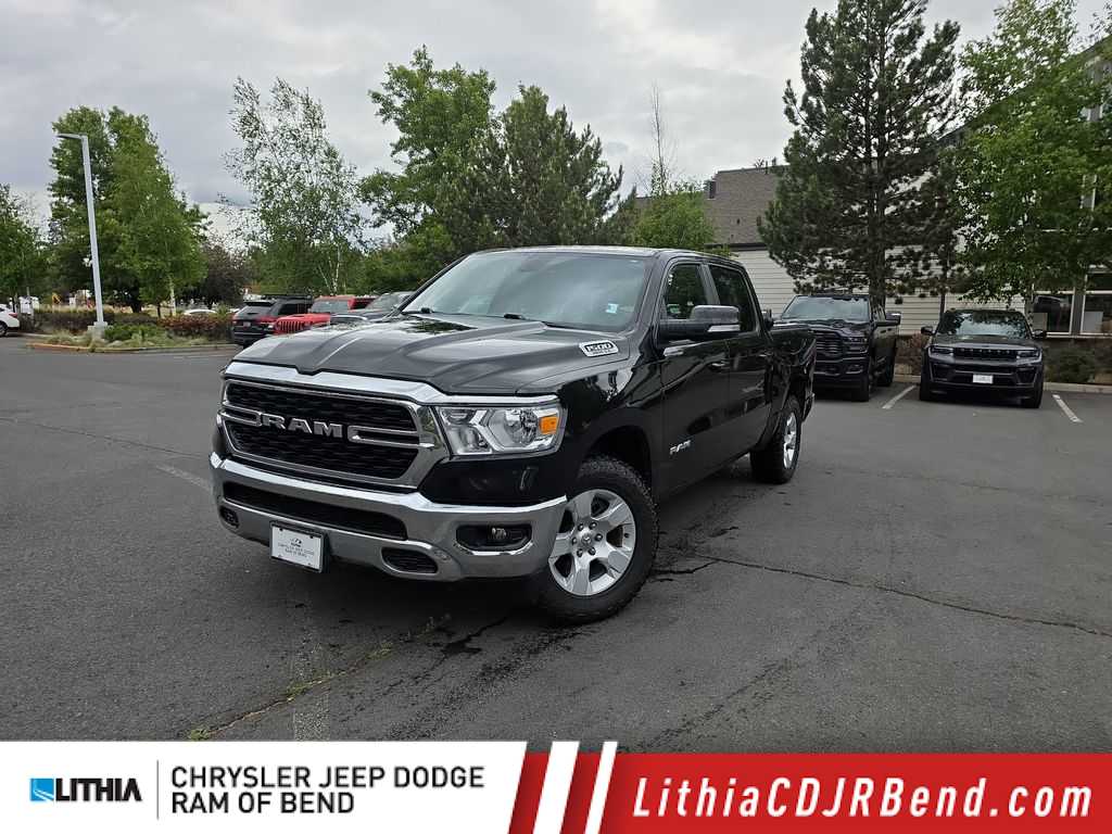 2022 RAM 1500 Big Horn/Lone Star 4x4 Crew Cab 5'7's photo