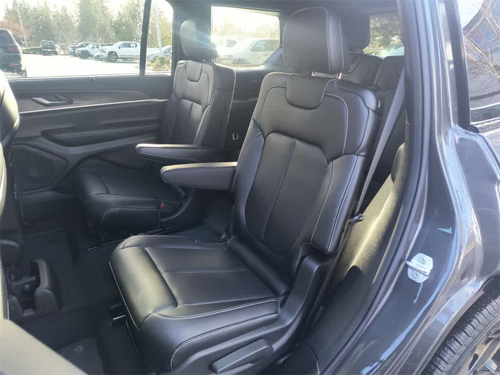 Thumbnail: 2025 Jeep Grand Cherokee L - 23