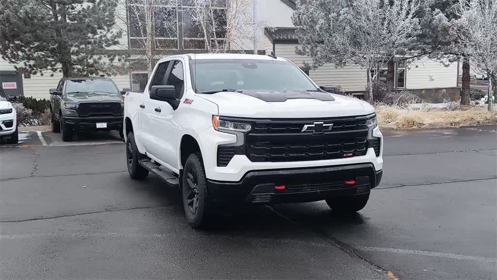 Thumbnail: 2024 Chevrolet Silverado 1500 - 3