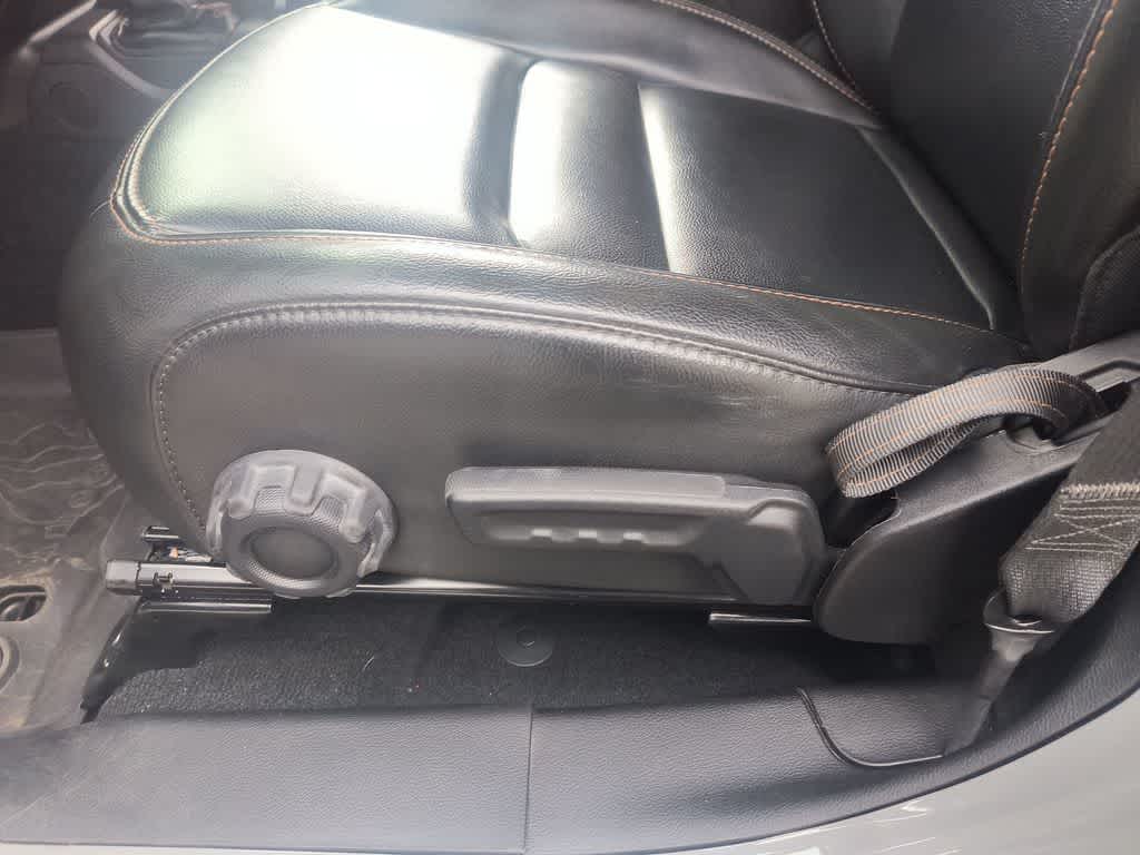 Thumbnail: 2022 Jeep Wrangler - 12